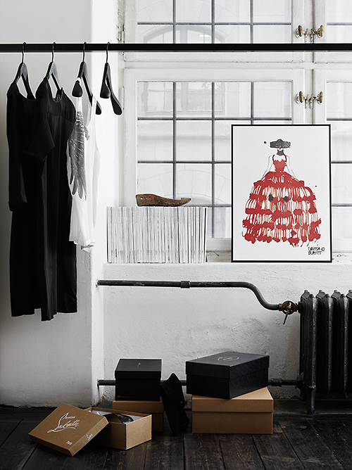 whiteandothercolors.tumblr.com