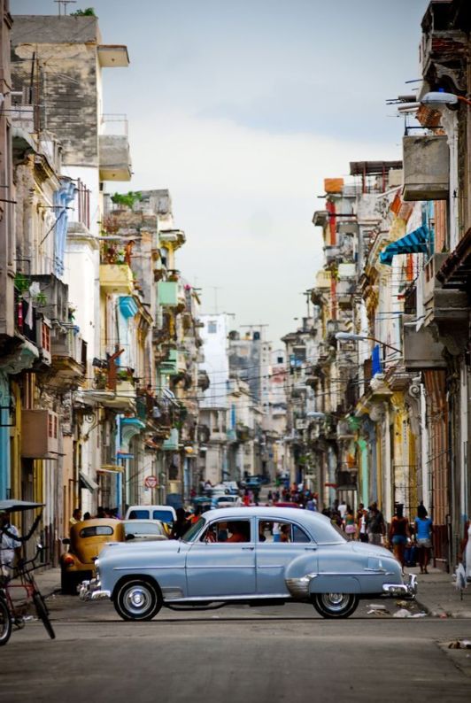 besttravelphotos.tumblr.com:post:91355211298:havana-cuba