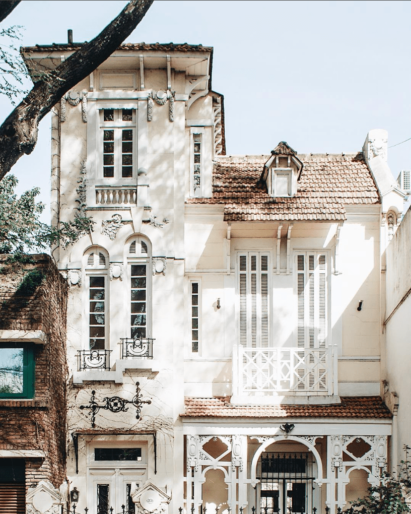 theslowtraveller insta.png